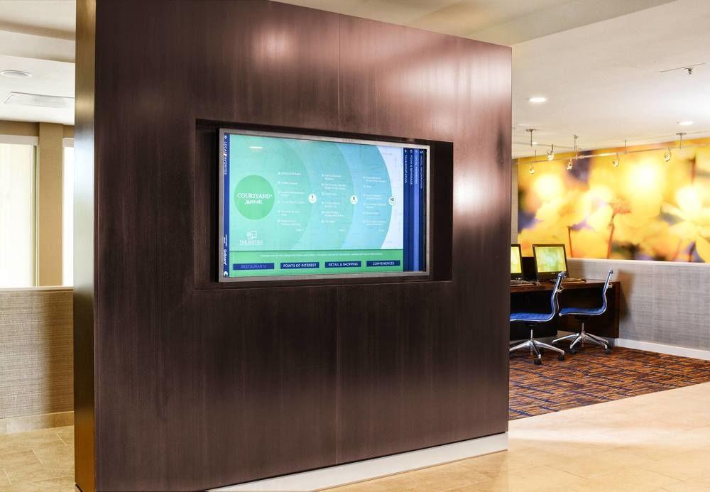 Courtyard By Marriott Dallas Richardson At Spring Valley Екстериор снимка